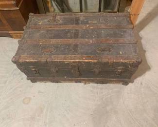 Vintage trunk. 17 x 38 x 23. Located in the basement