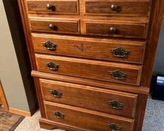 5 drawer dresser 47 x 35 x 18