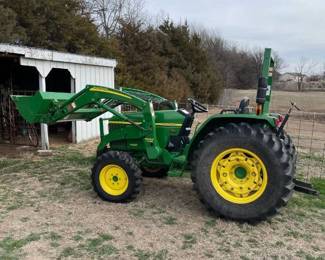 2010 John Deere 4005 tractor with 300CX loader and fork lift attachments
