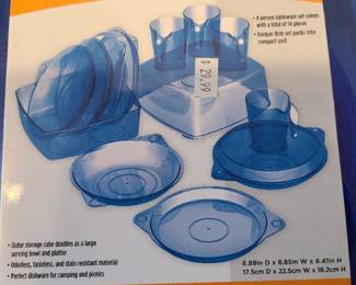 Outdoor Products 14 pc. tableware set, NIB