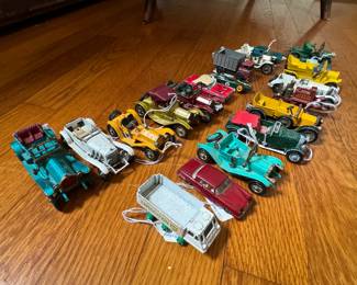 LOADS of old Matchbox and Lesney Cars