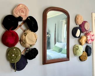 Collection of 1940's hats