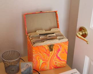 Vintage 45 RPM container - sold separately