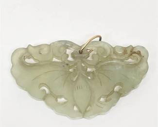 Lot 030   
Antique Carved Jade Butterfly Pendant