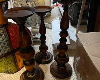 . . . and accent candle holders