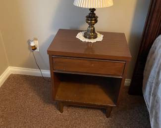 . . . and matching end table