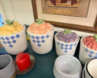 Ceramic fruit canisters