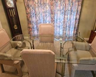 4-6 chair dinning set 