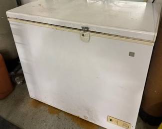GE chest freezer