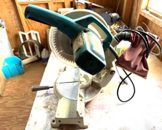 Makita 10" miter saw
