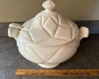 Soup tureen with ladle