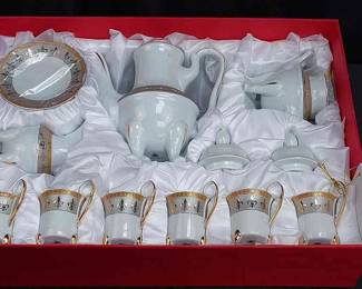 Italian Design Ceramics * Fine Porcelain * Tea Set * 6 Serving

