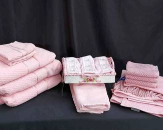 New & Gently Used Pink Towels * Plush & Pretty * Seymour Mann Ribbon Roses Ceramic Tray With Handles
