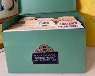 Gold Medal Flour Recipe Box & Recipes