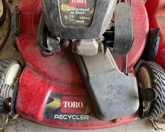 TORO Self-Propelled Lawn Mower w/attachments
