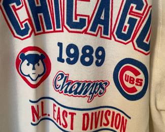Vintage CHICAGO Cubs Sweatshirt