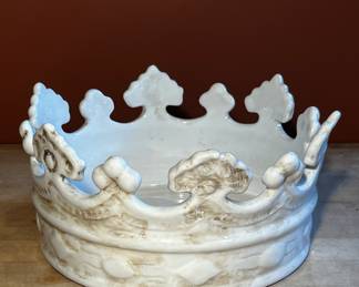 Crown dish Italy 