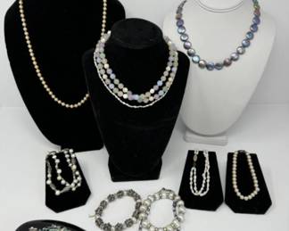 Real Freshwater & Synthetic Pearl Necklaces & Bracelets +