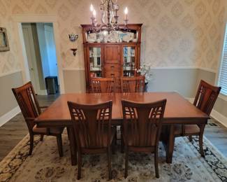 KATHY IRELAND HOME ~ Dining Room Furniture
