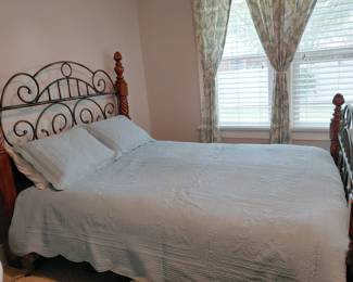 4 piece Queen bedroom suite by Magnolia Classics