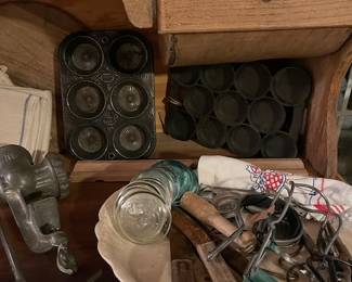 Assorted antique and vintage kitchen items