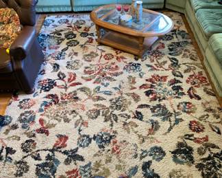 7'10" x 10'10" Area Rug