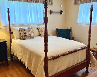 Full Size Four Poster Bed