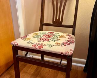 Vintage Folding Stakmore Chair