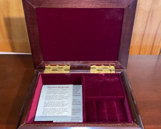 Kinkade Music Box *available for pre-sale on ebay*