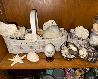 Salt lamps, marble eggs, paperweights Geo onyx 
Soap stone