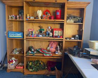 Large Triple Bookcase with Glass Shelves in the Center