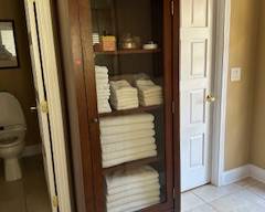Bathroom storage cabinet 