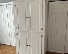 Storage cabinet 