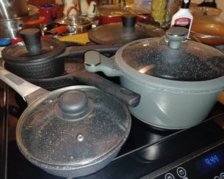 Deans and White cookware