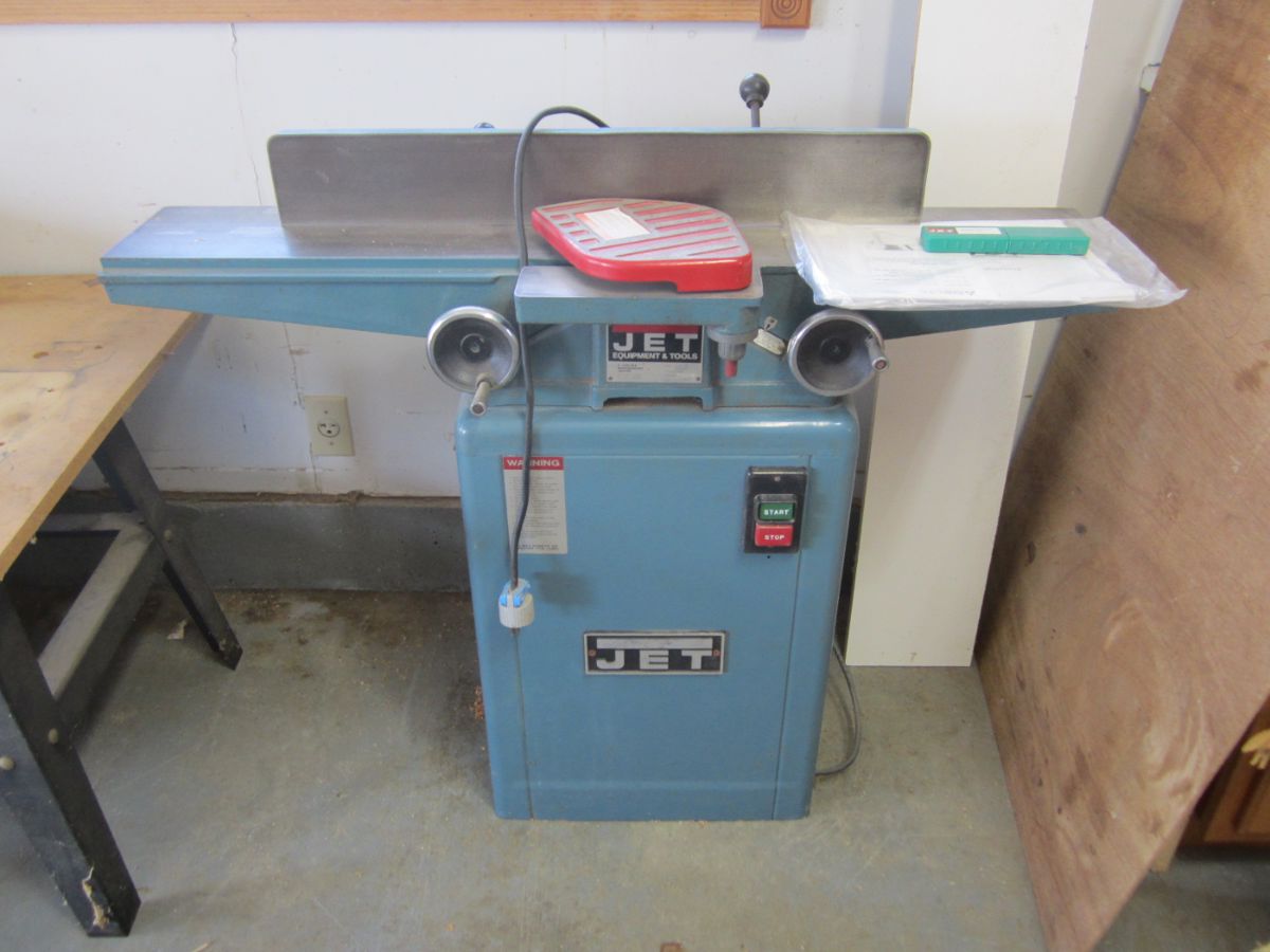 Brunk Online Estate Sale Hesston Ks starts on 4/7/2024