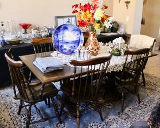 Antique Hitchcock Victorian dining table with gold corner accents and 6 chairs and 2 leaves. 