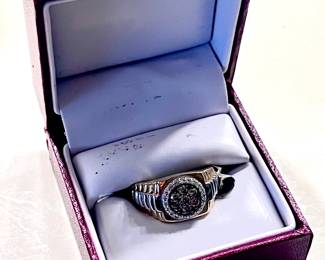 Helzberg Diamonds Men’s Ring 
Not held at sale; Inquire about ring: (480) 383-3823