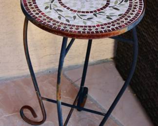 Outdoor garden table 