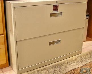 Filing cabinet 