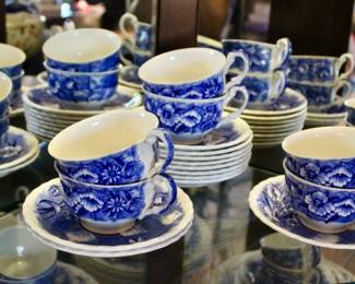 Flow Blue Dish Collectibles 