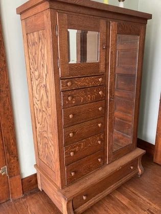 OAK WARDROBE