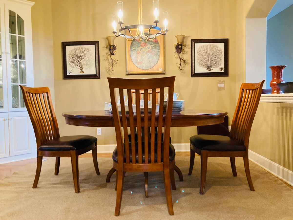 Cedar Creek Estate Sale / Furniture, Antiques,... starts on 5/3/2024