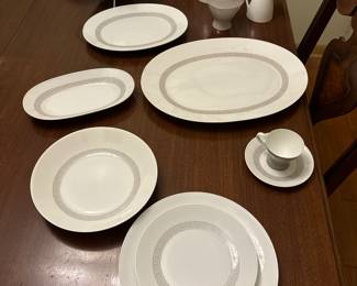 Gorgeous Vintage Rosenthal China Set
Service for 8 plus extra pieces
20 piece serving set 