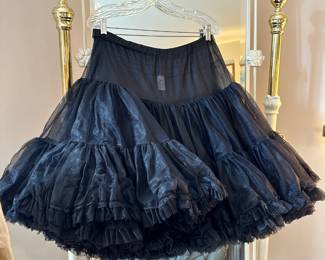 Malco Modes Black Square Dancing Petticoat/Tutu - Size Medium
