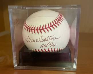 Signed baseball by Steve Carlton HOF '94.