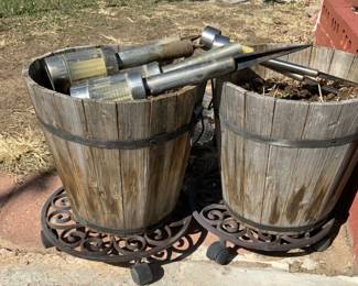 Mini Barrels, Solar Lights

