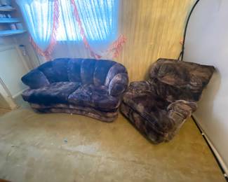 Washington Furniture Sofa and Recliner
