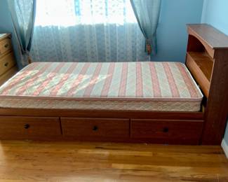  Perdue Twin Captain's Bed