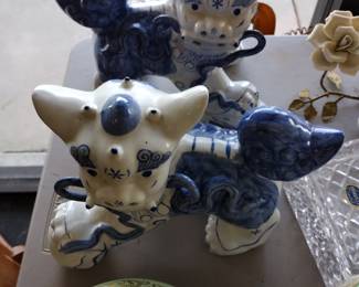 Porcelain foo dogs