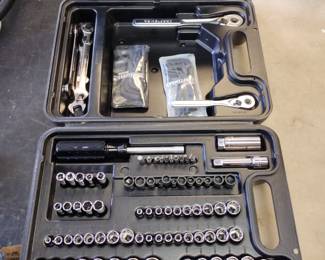 Craftsman hundred and nineteen piece mechanic tool set